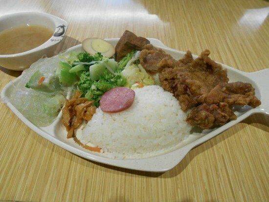 華南排骨便當專門店